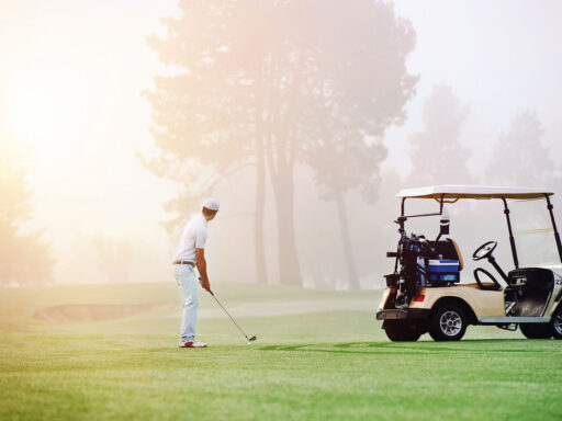 Golfsport mit künstlichem Gelenkersatz